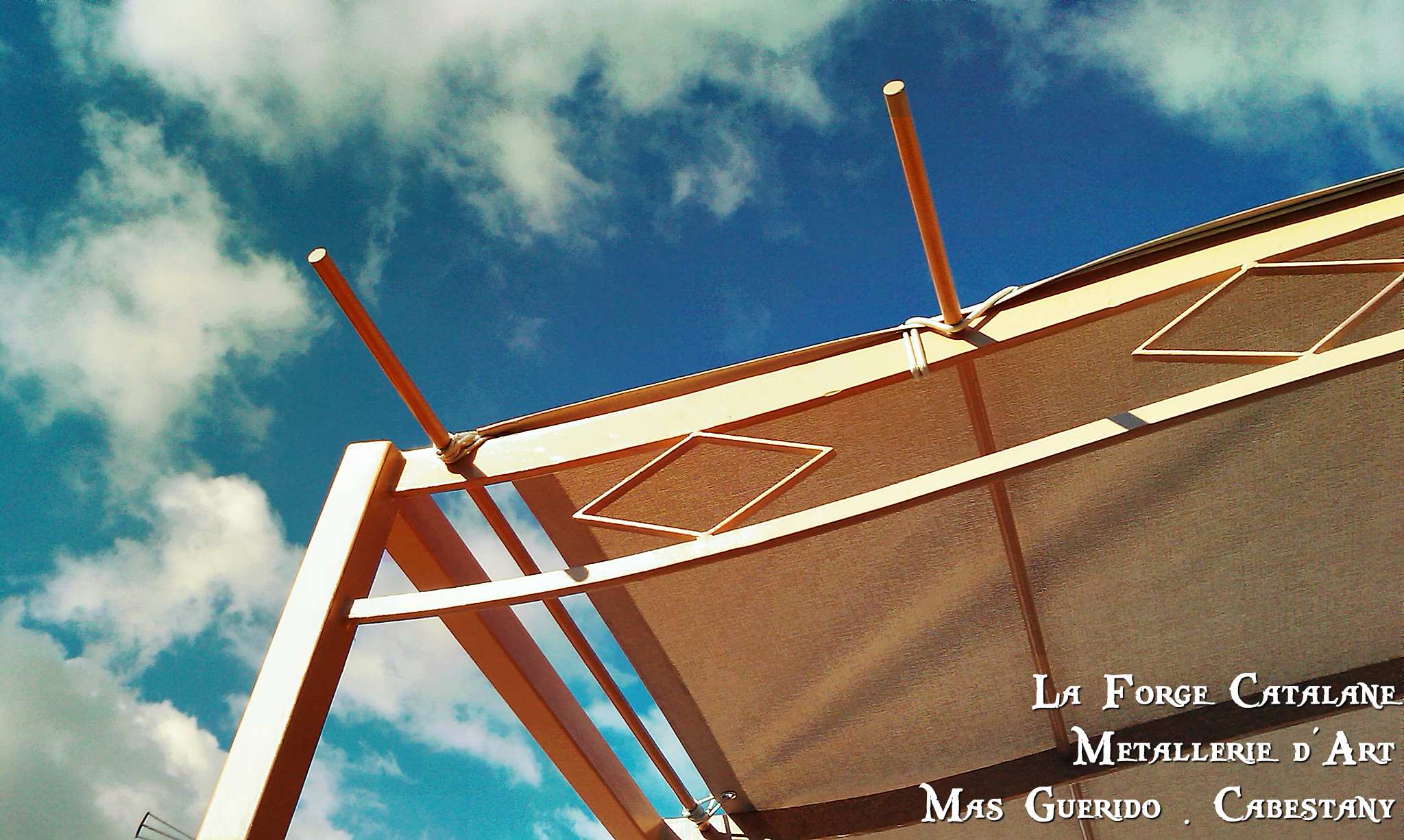 detail frise losanges tonnelle moderne forge catalane  6.jpg